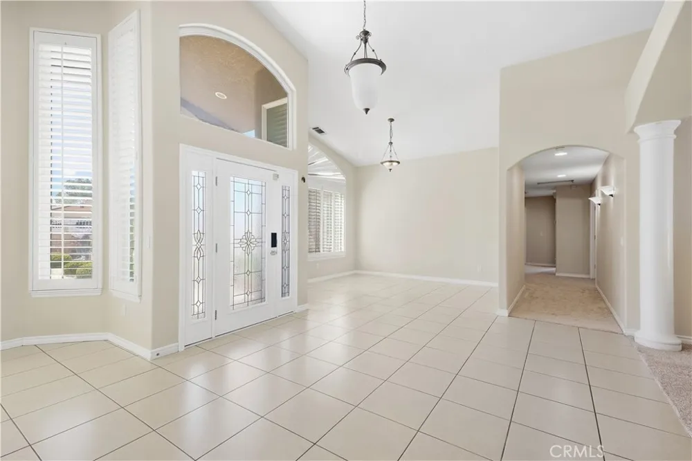 14940 Mesa Street Hesperia, CA 92345