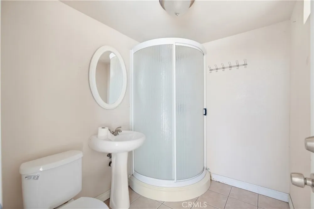 14940 Mesa Street Hesperia, CA 92345