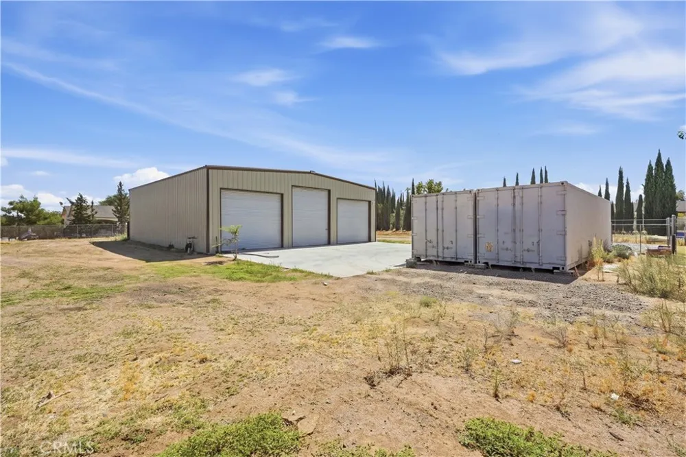 14940 Mesa Street Hesperia, CA 92345