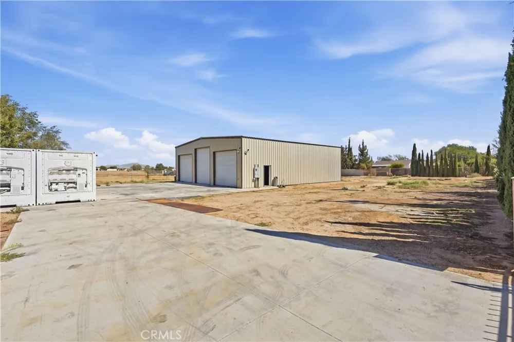 14940 Mesa Street Hesperia, CA 92345