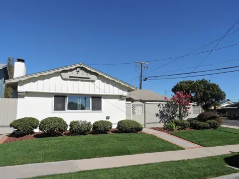 3801 Mount Aladin