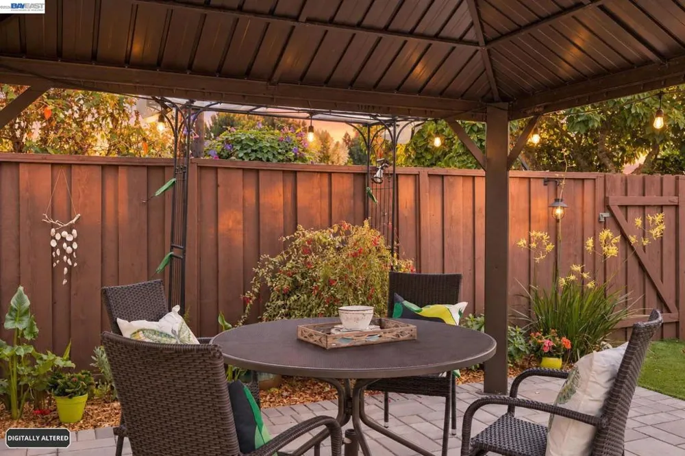 104 Cypress St Alameda, CA 94501