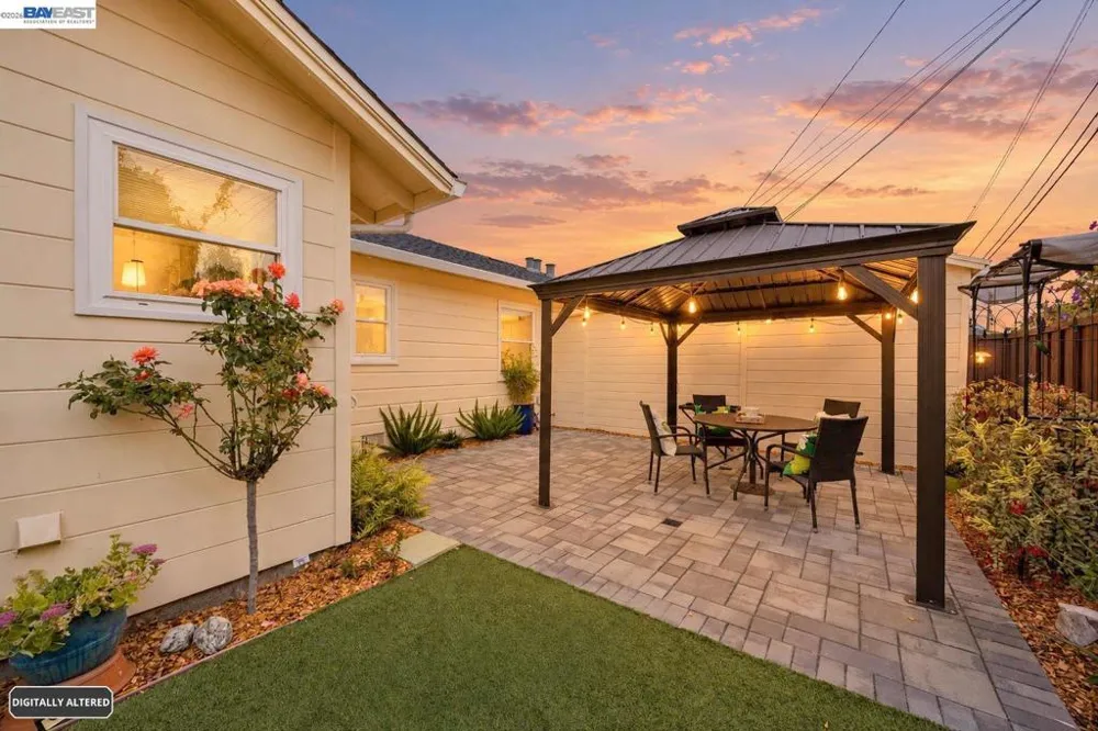 104 Cypress St Alameda, CA 94501