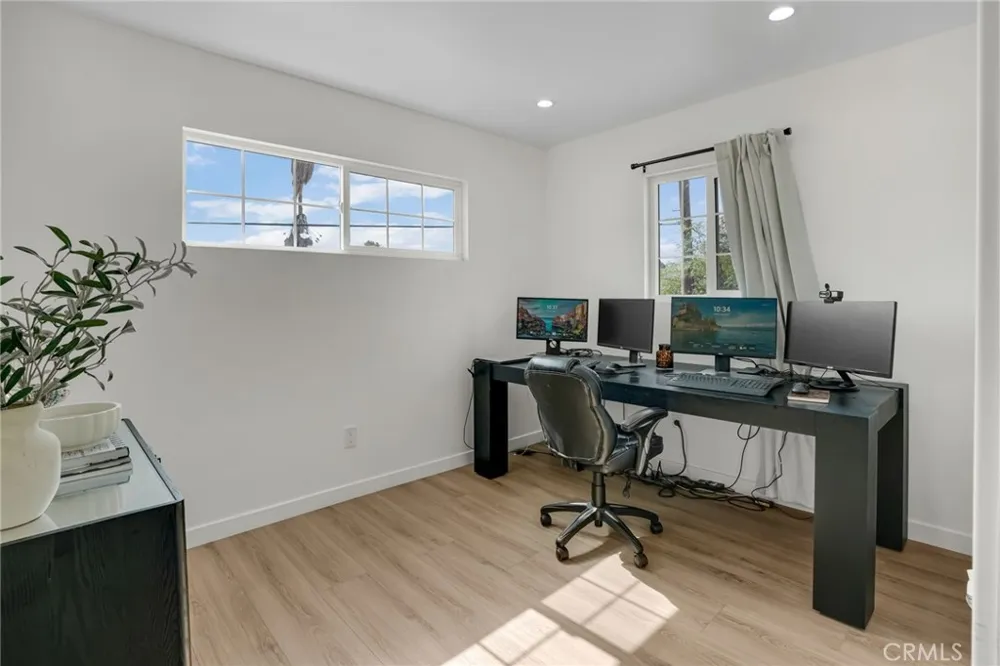 18820 Coltman Carson, CA 90746