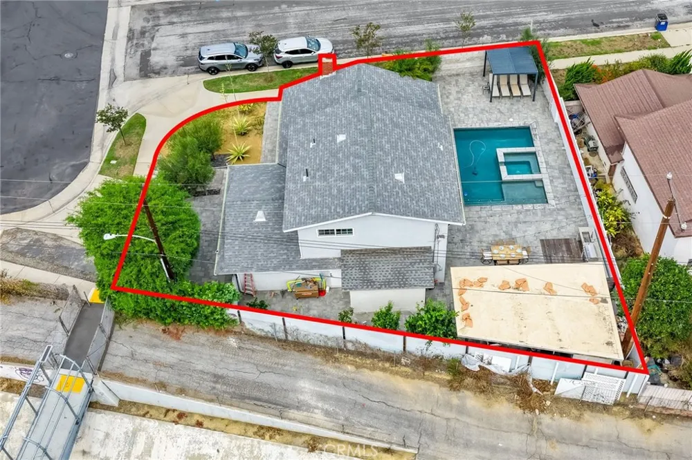 18820 Coltman Carson, CA 90746