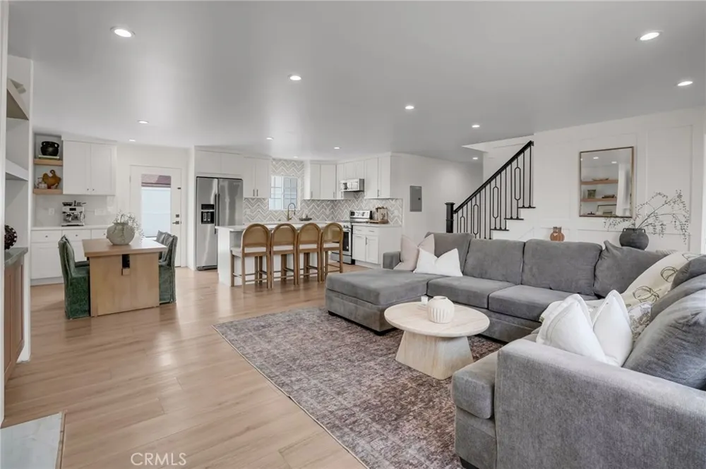 18820 Coltman Carson, CA 90746