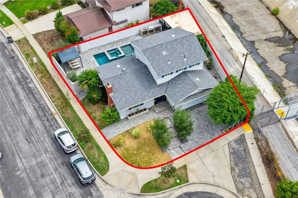 18820 Coltman Carson, CA 90746