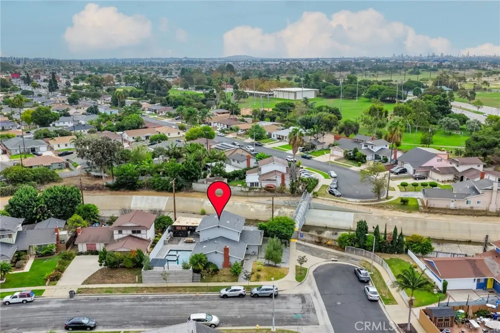 18820 Coltman Carson, CA 90746