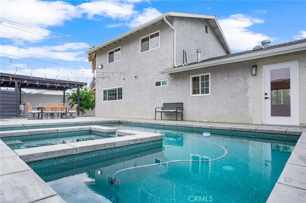 18820 Coltman Carson, CA 90746