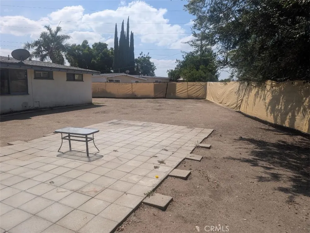 17009 E Orkney Azusa, CA 91702