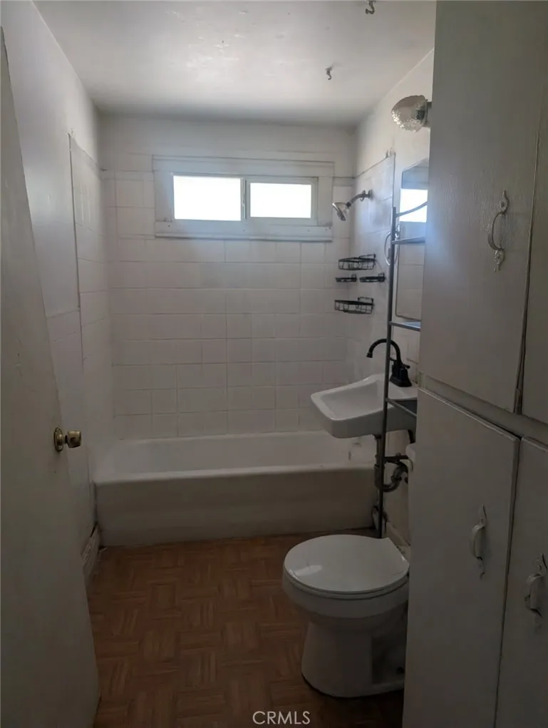 17009 E Orkney Azusa, CA 91702