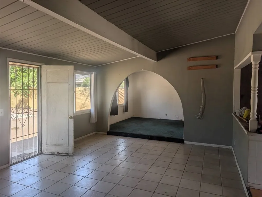 17009 E Orkney Azusa, CA 91702