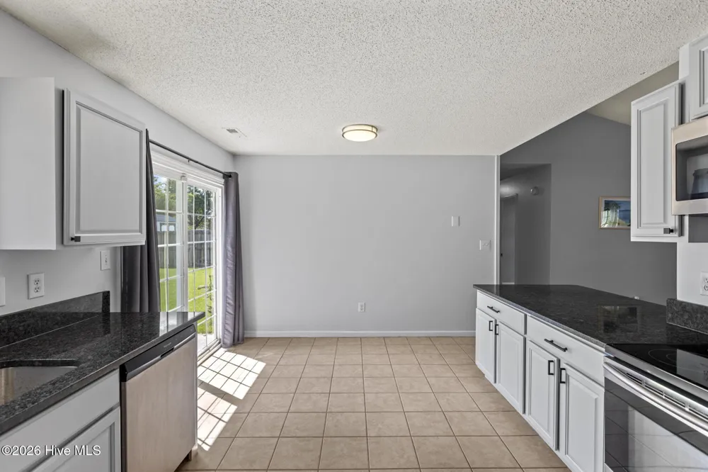 164 Glenwood Drive Hubert, NC 28539