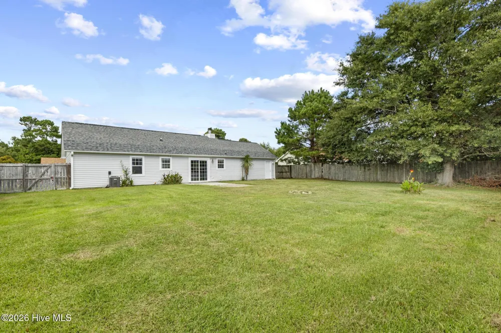 164 Glenwood Drive Hubert, NC 28539