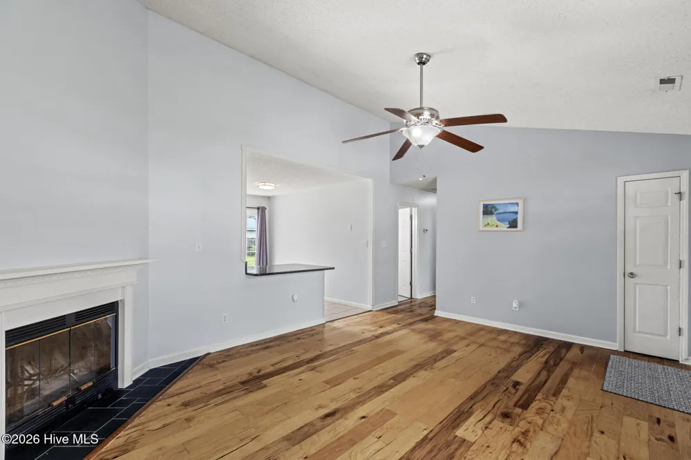 164 Glenwood Drive Hubert, NC 28539