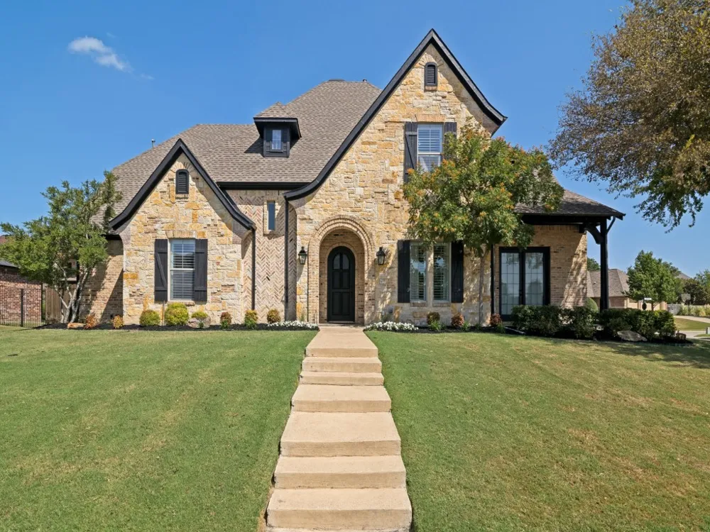 701 Starlight Pass Heath, TX 75032