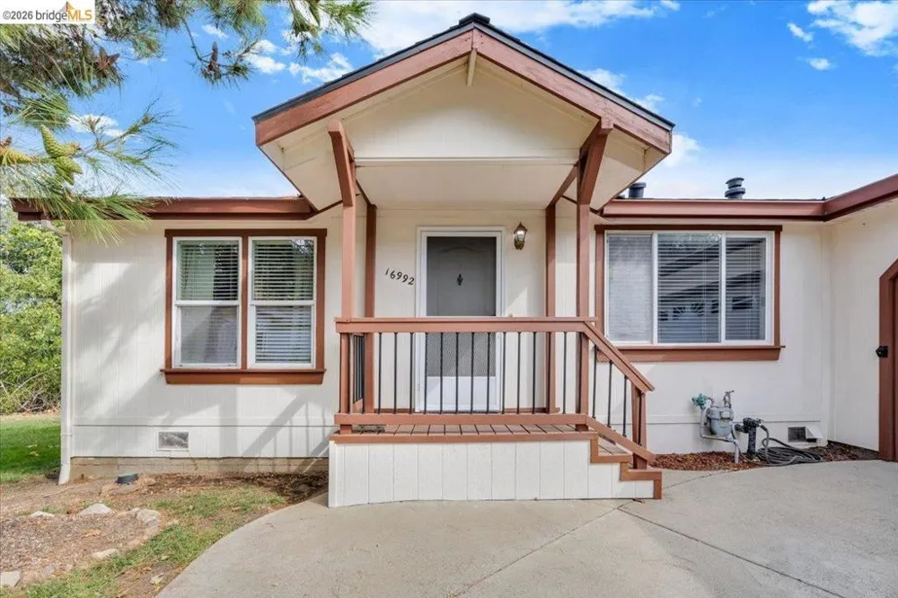 16992 Clouds Rest Rd Soulsbyville, CA 95372