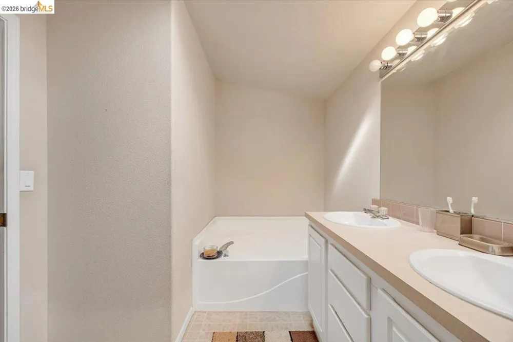 16992 Clouds Rest Rd Soulsbyville, CA 95372