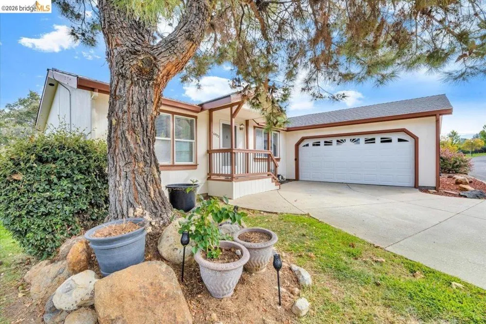 16992 Clouds Rest Rd Soulsbyville, CA 95372