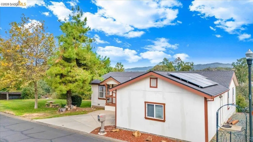 16992 Clouds Rest Rd Soulsbyville, CA 95372