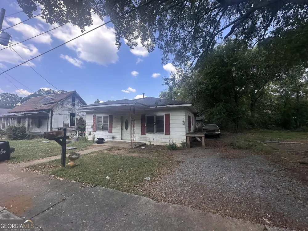 833 Cleo ST Cedartown, GA 30125
