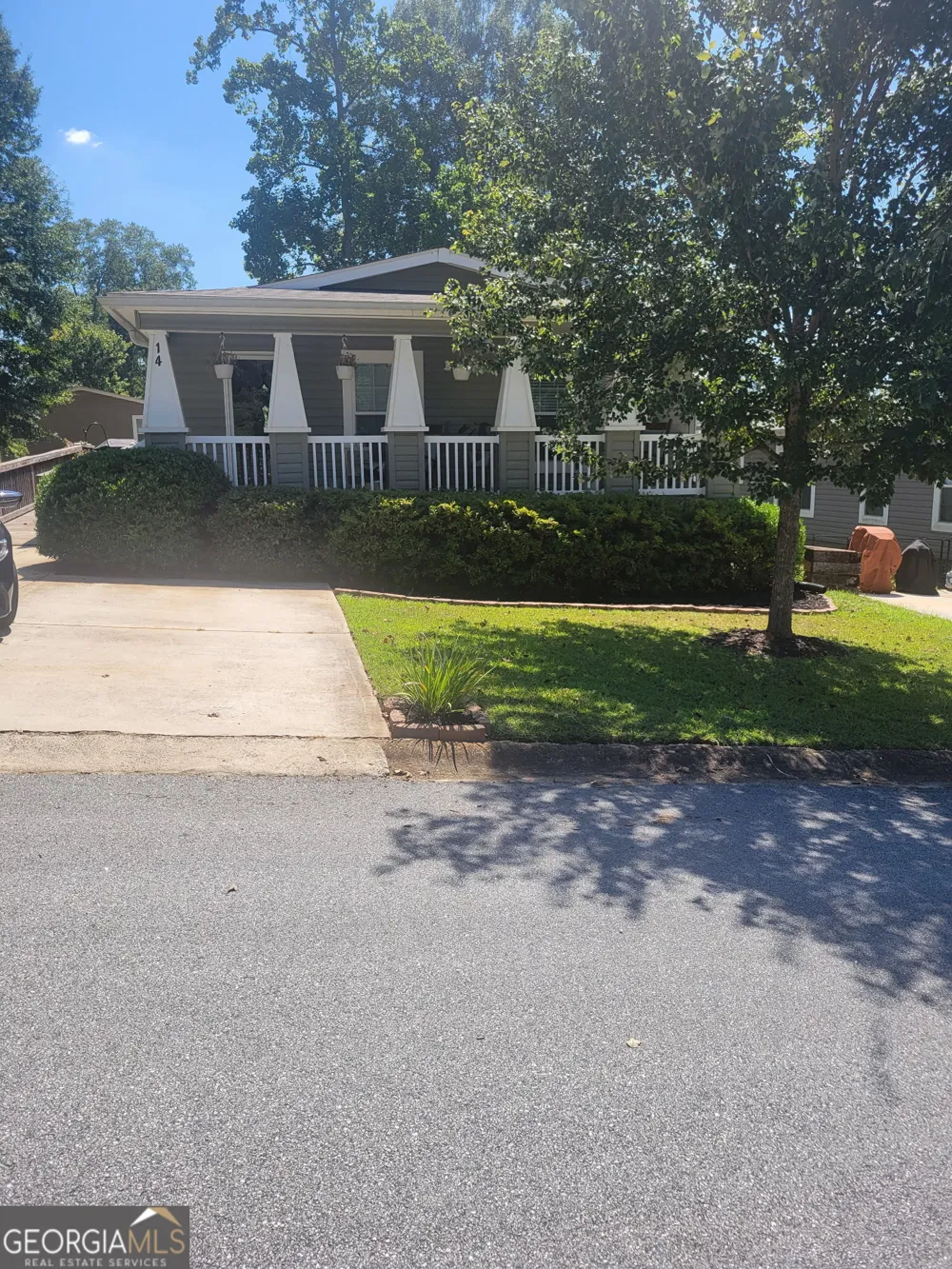 14 Redwood CIR Newnan, GA 30263