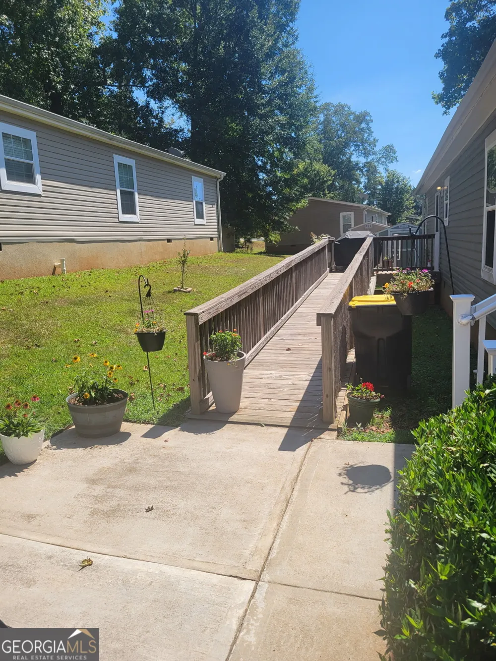 14 Redwood CIR Newnan, GA 30263
