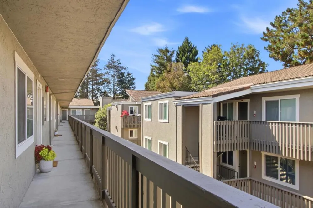 480 E Okeefe Street #305 East Palo Alto, CA 94303