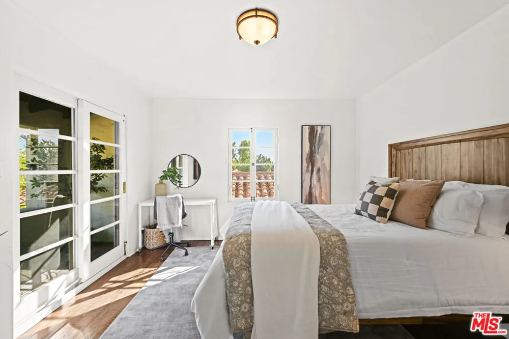 10323 Dunkirk Avenue Los Angeles, CA 90025