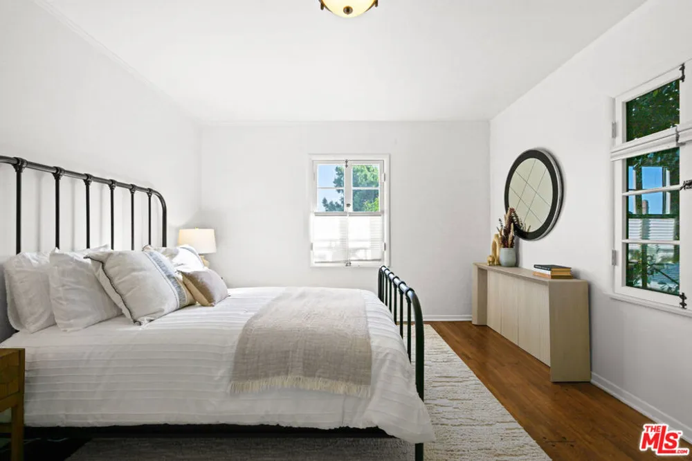 10323 Dunkirk Avenue Los Angeles, CA 90025