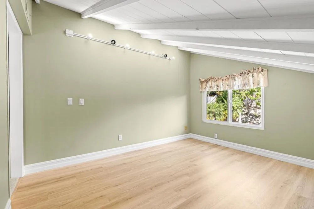 2606 Sombrosa Street Carlsbad, CA 92009