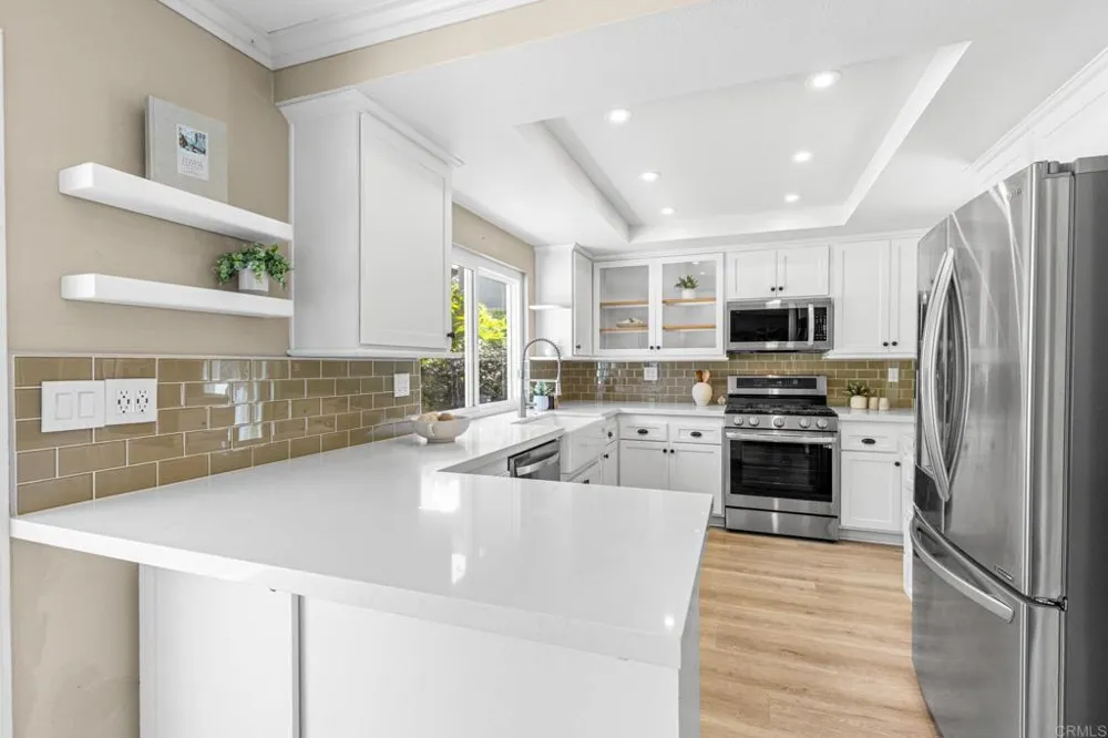 2606 Sombrosa Street Carlsbad, CA 92009