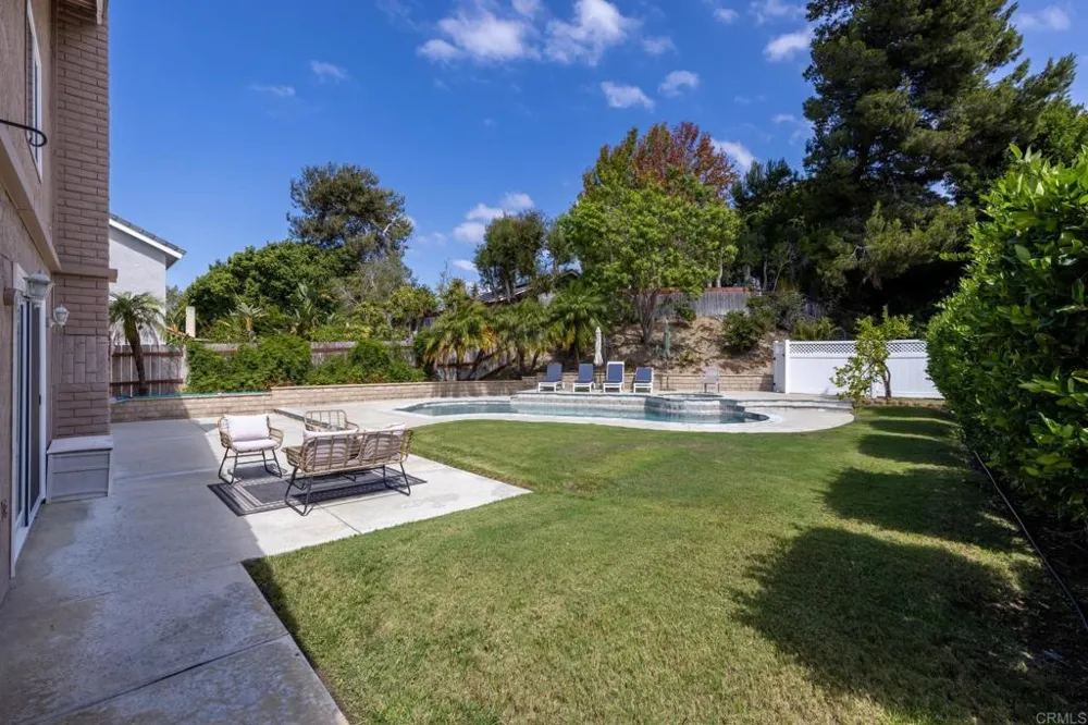 2606 Sombrosa Street Carlsbad, CA 92009