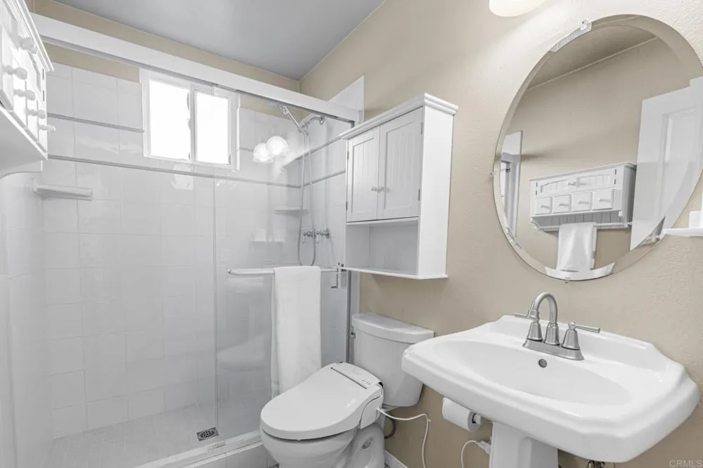 2606 Sombrosa Street Carlsbad, CA 92009