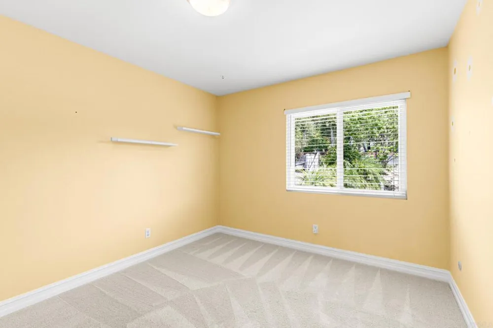 2606 Sombrosa Street Carlsbad, CA 92009