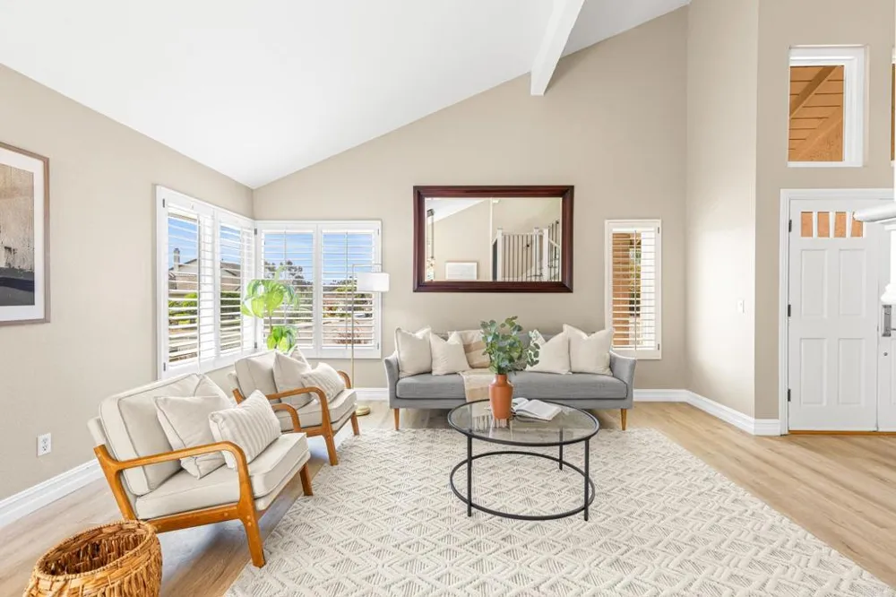 2606 Sombrosa Street Carlsbad, CA 92009