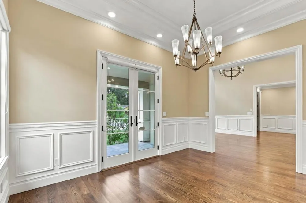 3878 Magnolia Drive Palo Alto, CA 94306