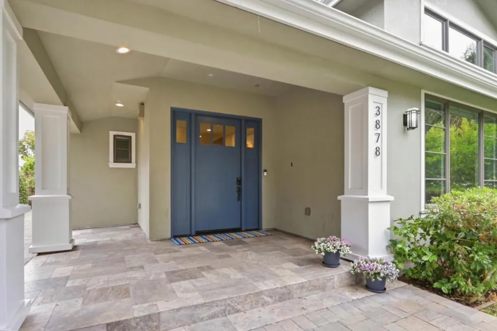 3878 Magnolia Drive Palo Alto, CA 94306