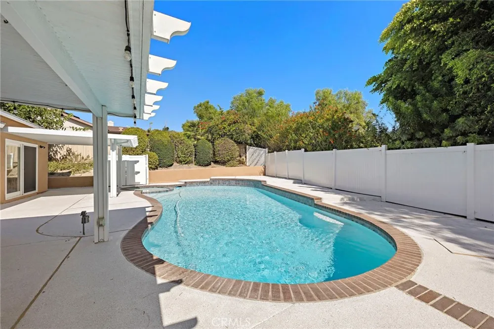 25542 Terreno Drive Mission Viejo, CA 92691