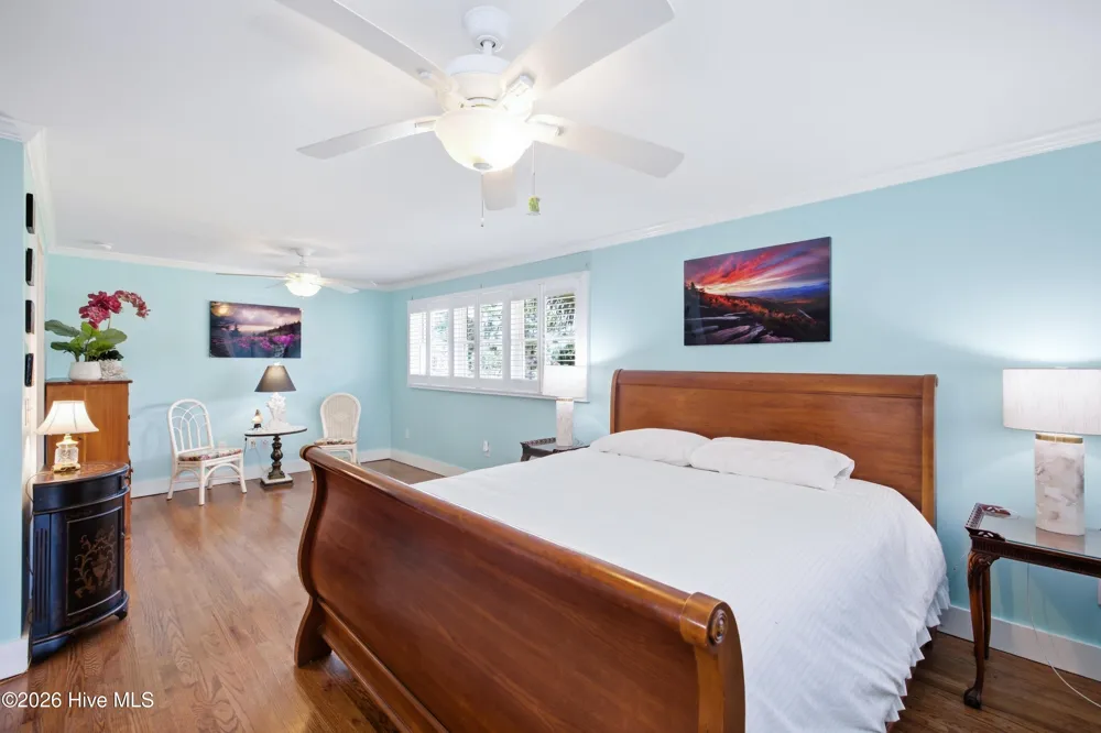 807 E Nash Street Southport, NC 28461