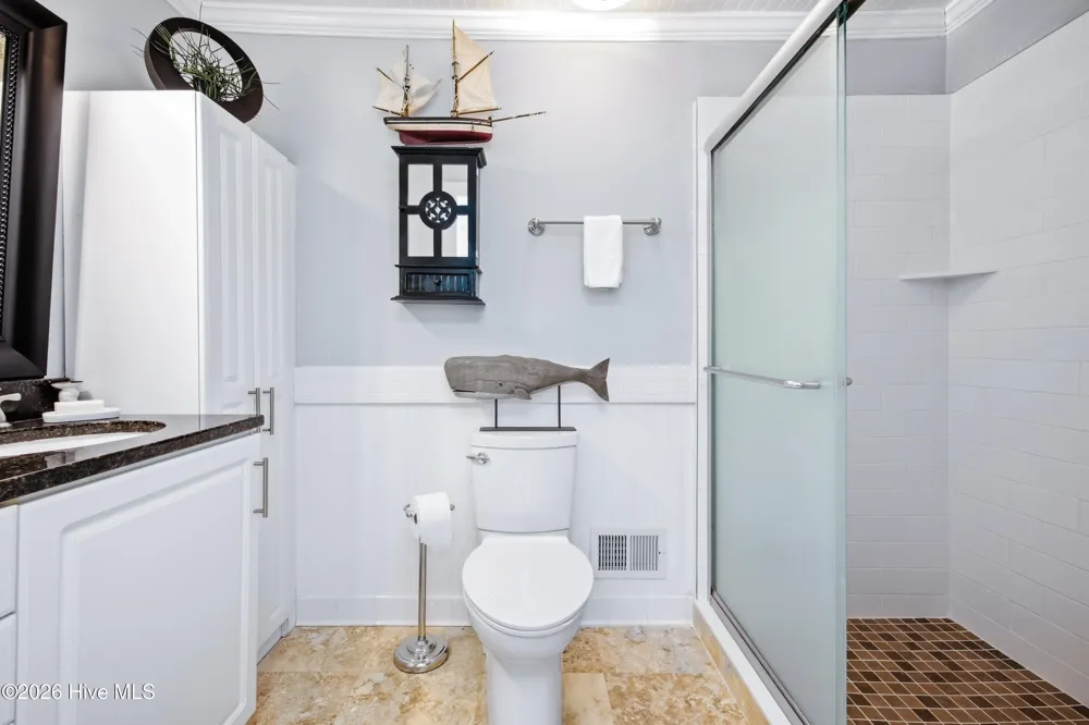 807 E Nash Street Southport, NC 28461