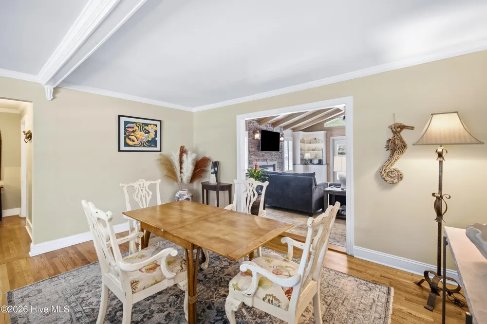 807 E Nash Street Southport, NC 28461