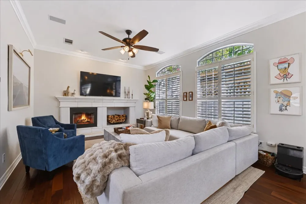 3817 Gaines Court Austin, TX 78735