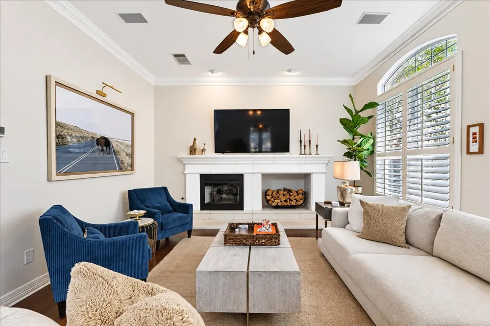 3817 Gaines Court Austin, TX 78735
