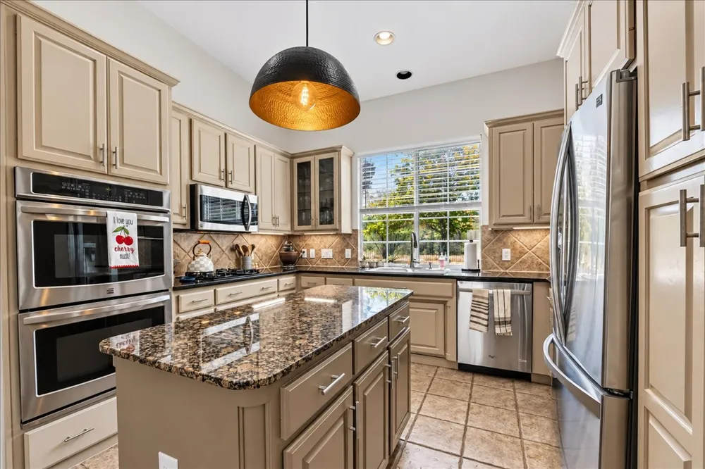 3817 Gaines Court Austin, TX 78735