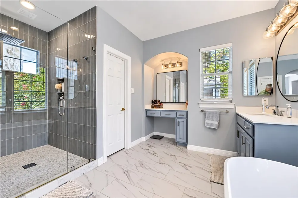 3817 Gaines Court Austin, TX 78735