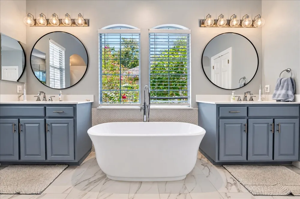 3817 Gaines Court Austin, TX 78735