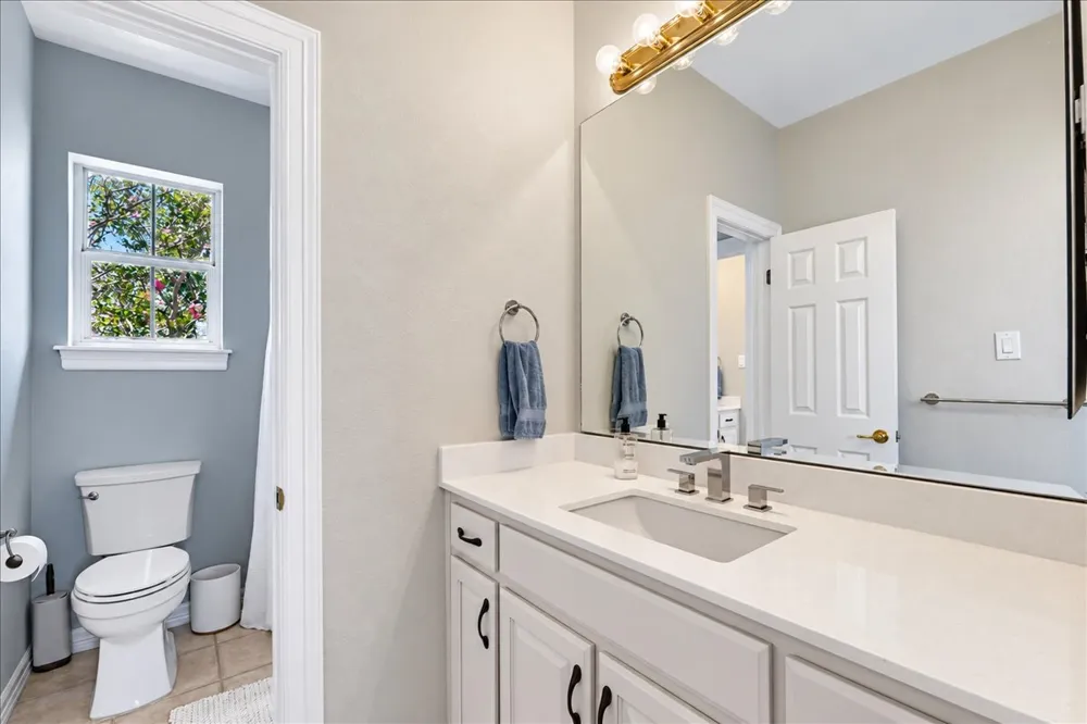 3817 Gaines Court Austin, TX 78735