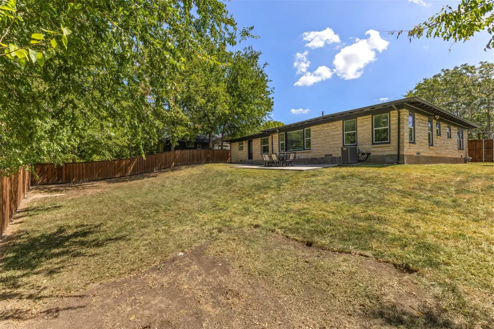 3315 Tooms Street Dallas, TX 75227