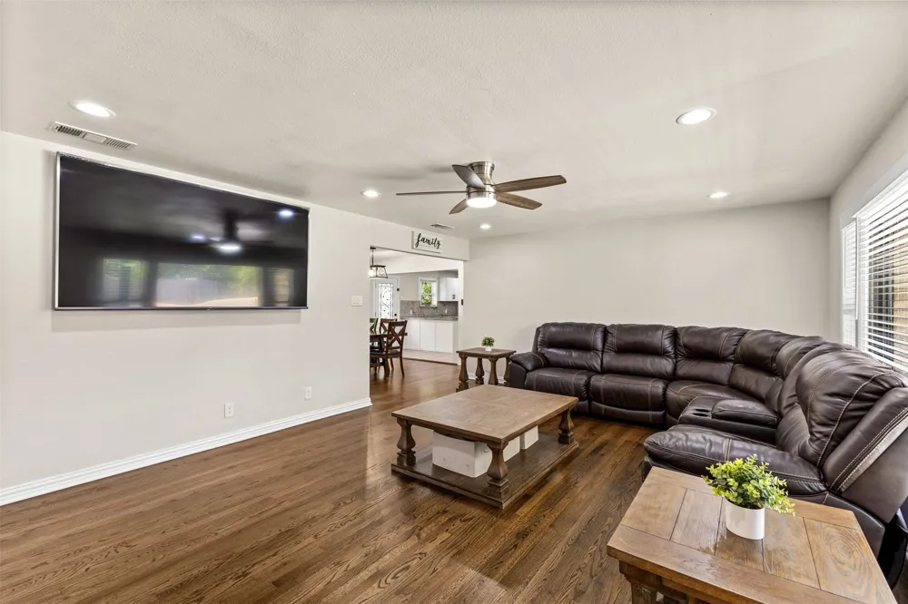 3315 Tooms Street Dallas, TX 75227